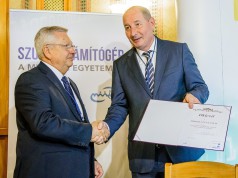 Szuperszámítógép költözik a Miskolci Egyetemre