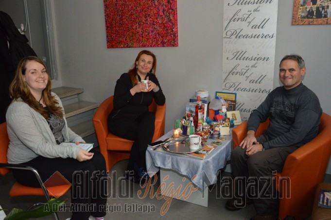 A mai napon dr. Jeney Gábor Plébános Úr volt szerkesztőségünk vendége