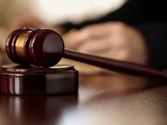 Százmilliós adócsalási ügyben emelt vádat az ügyészség