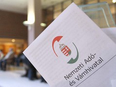 NAV: elektronikus értesítőt vagy egységcsomagot küldenek az szja-bevalláshoz