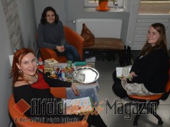 Csak fogy a kávé, csak fogy a kávé az Alföldi Régió Magazin Kft. szerkesztőségében