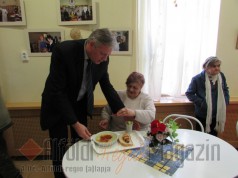 Tiszteletét tette Zombor Gábor a Wojtyla-házban