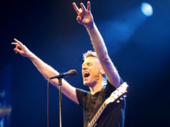 Bryan Adams októberben a Budapest Sportarénában lép fel