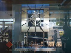 Egyedülálló, vízzel meghajtott ingaóra a BÁCSVÍZ ügyfélterénél