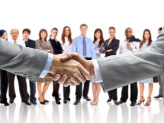 Négy tipp, hogy hatékonyan építs kapcsolatot eseményeken!