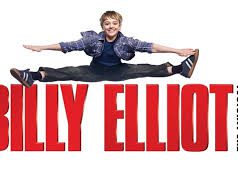 Bemutatták a Billy Elliot-musical díszletmakettjeit és jelmezeit az Operában