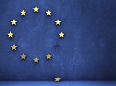 Brexit – JP Morgan-vezér: a londoni állásoknak több mint a negyede külföldre települhet