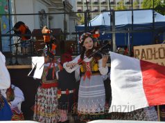 Kultúrák keveredése a Főtéren