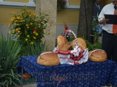 Ünnepélyes kenyérszentelés a Wojtyla Házban