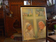 Szent Kalkuttai Teréz Anyára emlékeznek a Városháza Dísztermében