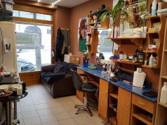 Egy ügyes kezű úriember, aki a fodrászatban nem ismer határokat