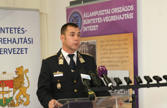Átadták az Állampusztai Országos Büntetés-végrehajtási Intézet solti objektumának új fogvatartotti körletépületét.