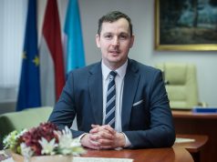 Megkezdte munkáját az új megyei jegyző