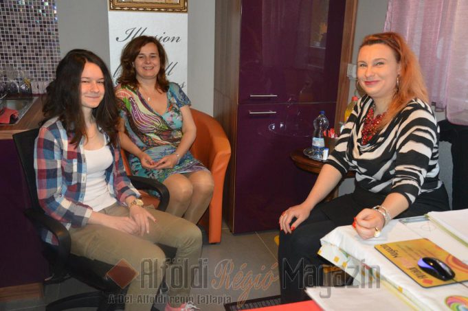 ARM Pillanatok – Tóthpálné Györgyi és Tóthpál Nelli járt ma irodánkban