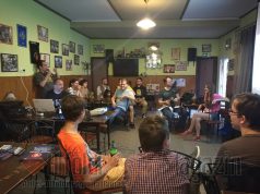 Kecskeméten járt a Magyar Kétfarkú Kutya Párt