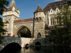 Szentivánéji álom a Vajdahunyadvárban