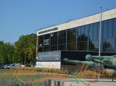 Átadták a Mercedes-Benz Gyár Kosárlabda Akadémia új sportcsarnokát