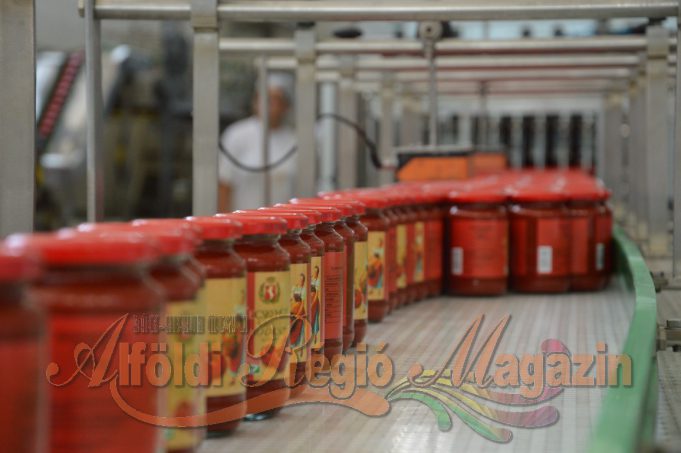 Univer: Közép-Európa legnagyobb paradicsom feldolgozó üzeme épült Kecskeméten