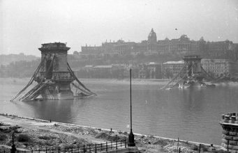 A második világháború budapesti befejezésére emlékeznek ma a fővárosban