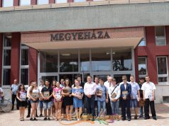 Sikeresen zajlott a „Bács-Kiskunban itthon vagy” ösztöndíj program díjátadása