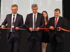 Legördültek az első cserepek a Terrán legújabb, romániai gyártósoráról
