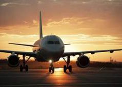 Elkészült a fapados etikai kódex! – Ujhelyi István a diszkontcégeken túl is kiterjesztené a kötelezettségeket