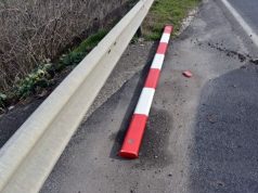 LETÖRTE A SOROMPÓKAT EGY KAMIONNAL