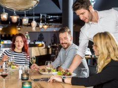 Mától kinyithatnak a fővárosi éttermek belső terei és a szálláshelyek is fogadhatnak vendégeket 2020, május 29 – 10:22