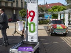 30 éve szabadon