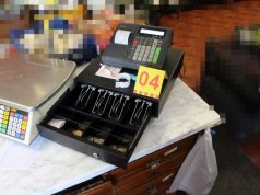 ÉDESANYJÁT RABOLTA KI