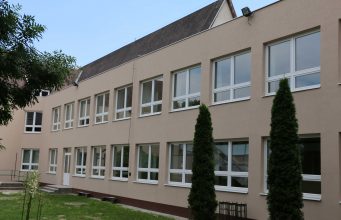 Önkormányzati épületek energetikai korszerűsítése – Kissolti iskola és óvoda épület energetikai korszerűsítése