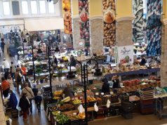 A kecskeméti piacok ünnepi nyitva tartása