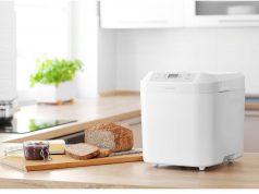 Így ébredhetünk minden reggel friss kenyérillatra – A Sencor új kenyérsütő gépeket mutatott be idehaza