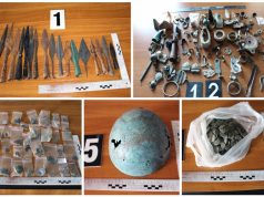 RÉGÉSZETI LELETET REJTEGETETT A KISBUSZBAN