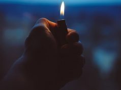 Életfogytig tartó fegyházbüntetést kér az ügyészség a tiszakécskei munkásszállót felgyújtó férfira
