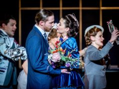 Sok tapssal, s még több nevetéssel fogadta a közönség az Egy csók és más semmit