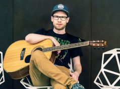 Csókolózz, ne telefonozz! – Hesz Ádám az utca emberét teszteli új klipjében