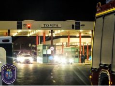 KÖRÖZÖTT AUTÓK A HATÁRON