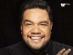 Pene Pati áriákat énekel