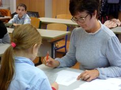 Szemszűrés két kecskeméti iskolában