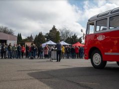 Újabb legendás járművet mutatott be a nagyközönségnek a Volánbusz„Nejlon Piroska” Hatvanban ünnepelte a 70. születésnapját