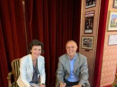 Együttműködési megállapodást írt alá a Kecskeméti Nemzeti Színház és a NeumannJános Egyetem