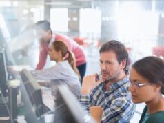 Már főállásban dolgoznak a Schneider Electric-néla volt kunszentmiklósi diákok