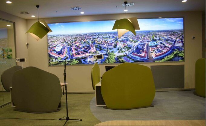 Megújulva várja ügyfeleit az OTP Bank kecskeméti bankfiókja