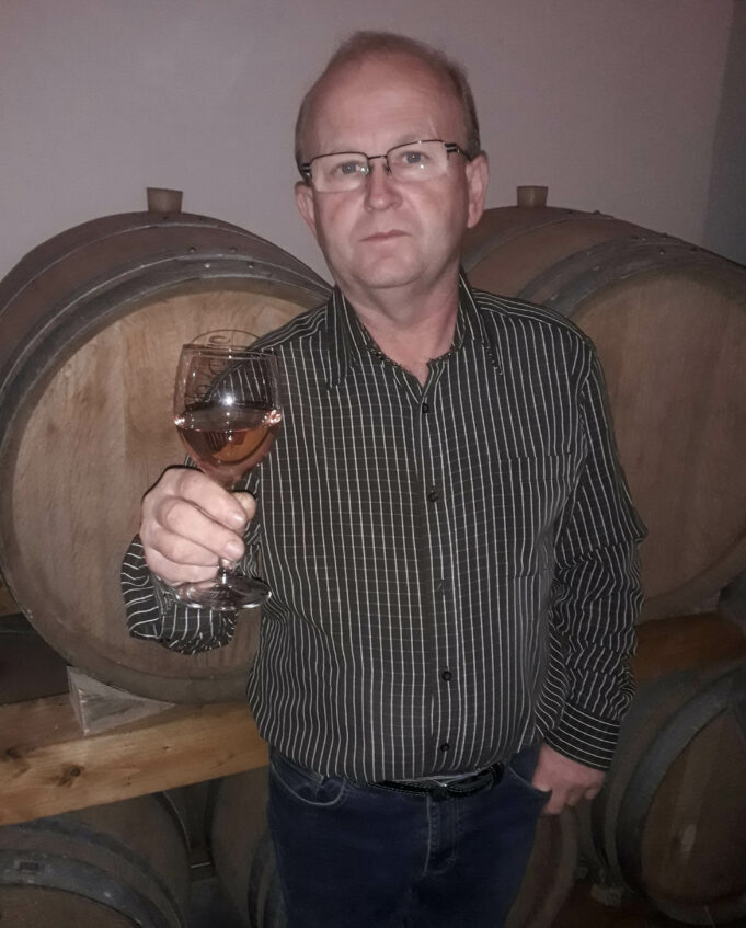 Új borkóstoló teremmel bővült a Disztl pincészet