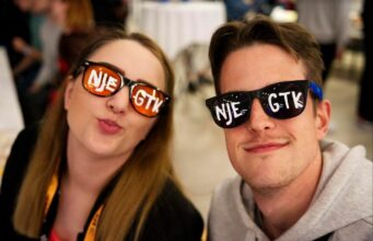 10 ÉVE ELKÖTELEZETTEN AZ NJE GAZDASÁGTUDOMÁNYI KAR MELLETT