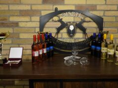 Új borkóstoló teremmel bővült a Disztl pincészet