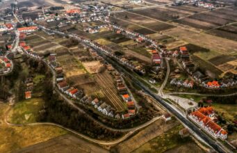 Hajós: a pincefalu öröksége és a jövő építése a Sváb-sarok erejével