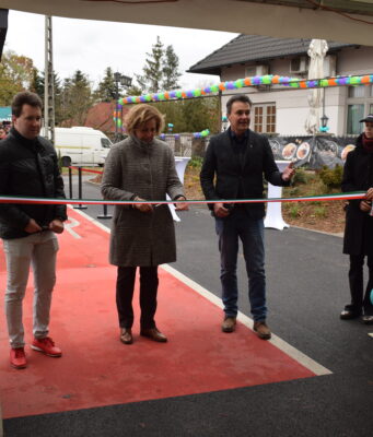 Megnyitott Kecskeméten a Finomeat’s Drive Étterem!