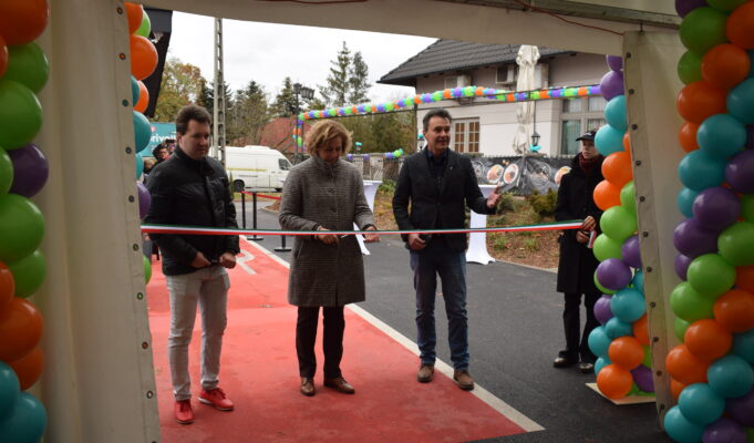 Megnyitott Kecskeméten a Finomeat’s Drive Étterem!